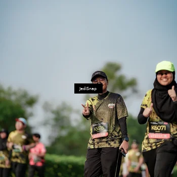 Runner Photo 6838360