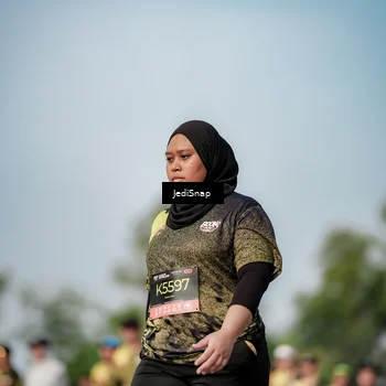 Runner Photo 6838368