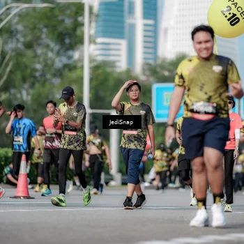 Runner Photo 6838383