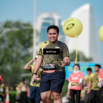 Runner Photo 6838389