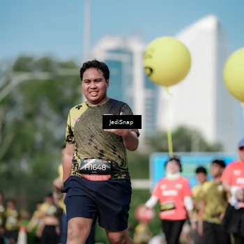 Runner Photo 6838409