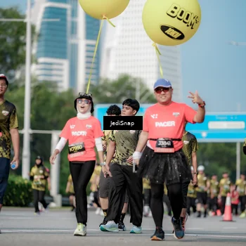 Runner Photo 6838416
