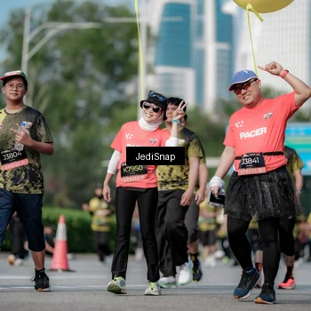 Runner Photo 6838429