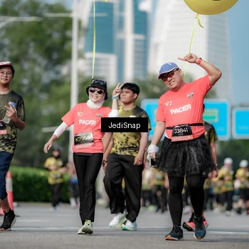 Runner Photo 6838430