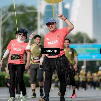 Runner Photo 6838449