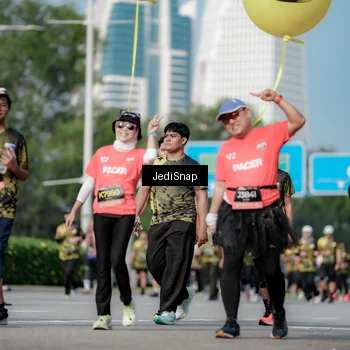 Runner Photo 6838466