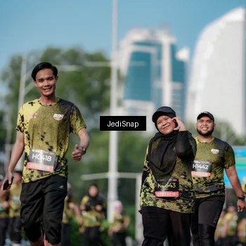 Runner Photo 6838485