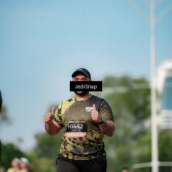 Runner Photo 6838513