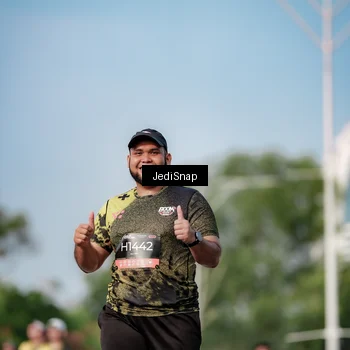 Runner Photo 6838514
