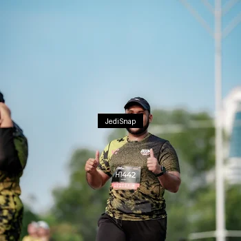 Runner Photo 6838524