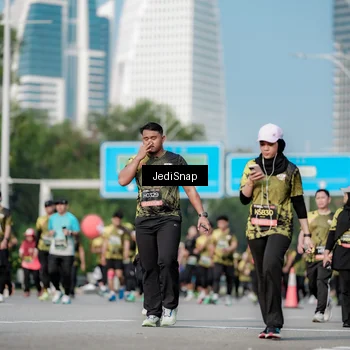 Runner Photo 6838548