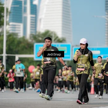 Runner Photo 6838553
