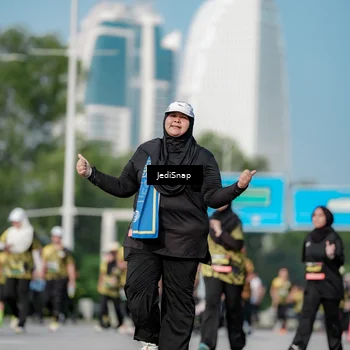 Runner Photo 6838655