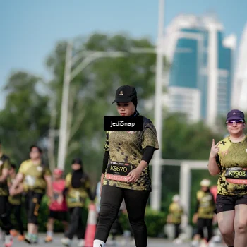 Runner Photo 6838724