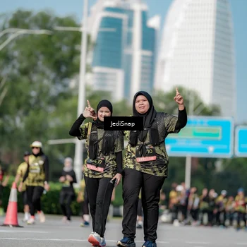 Runner Photo 6838752