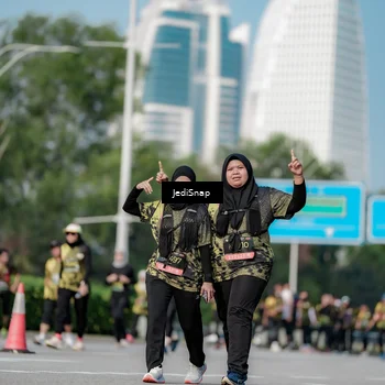 Runner Photo 6838754