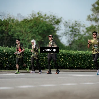 Runner Photo 6838834