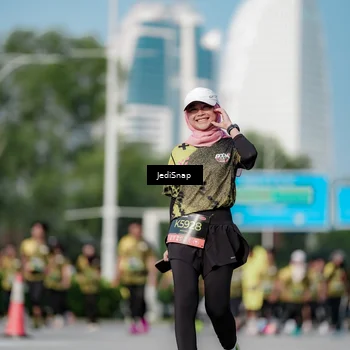 Runner Photo 6838921
