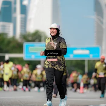 Runner Photo 6838944