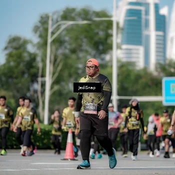 Runner Photo 6839016