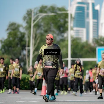 Runner Photo 6839017