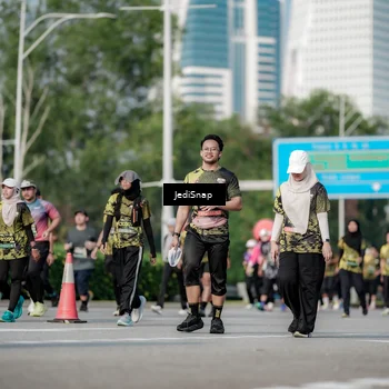 Runner Photo 6839030