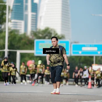 Runner Photo 6839593