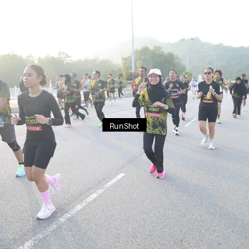 Runner Photo 6841131