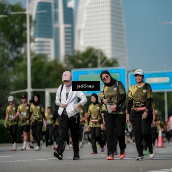 Runner Photo 6841283