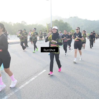 Runner Photo 6841289