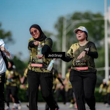 Runner Photo 6841338