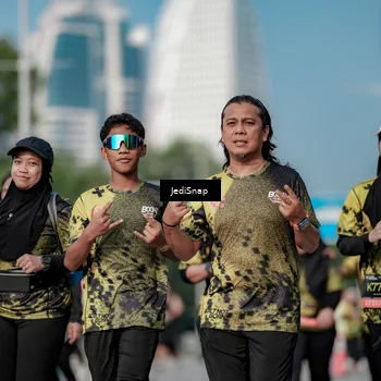Runner Photo 6841371