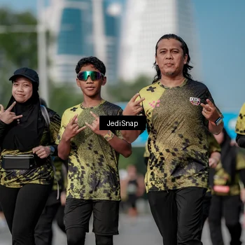 Runner Photo 6841416