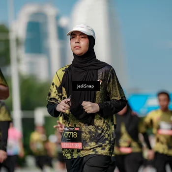 Runner Photo 6841430