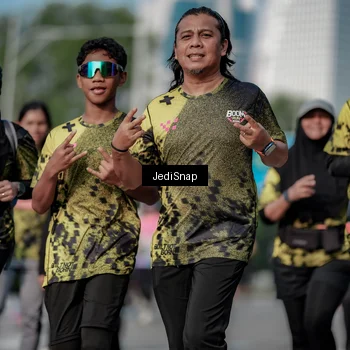 Runner Photo 6841431