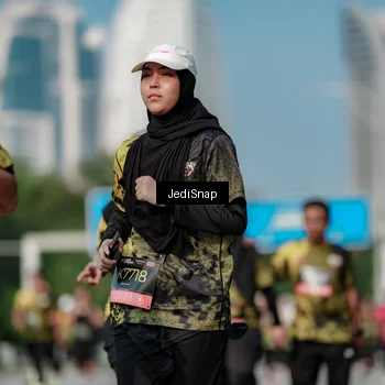 Runner Photo 6841436