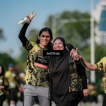 Runner Photo 6841447
