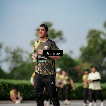 Runner Photo 6841587