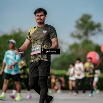 Runner Photo 6841688