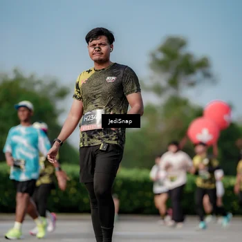 Runner Photo 6841696