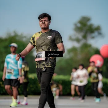 Runner Photo 6841699