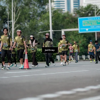 Runner Photo 6841782