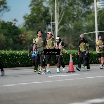 Runner Photo 6841797