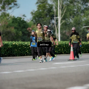 Runner Photo 6841818