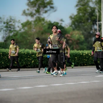 Runner Photo 6841821