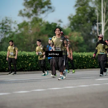 Runner Photo 6841848