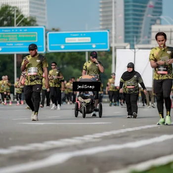 Runner Photo 6841885