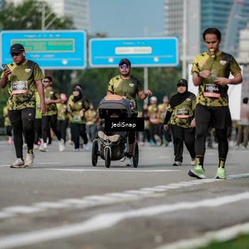Runner Photo 6841907