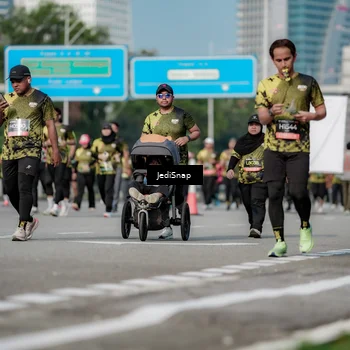 Runner Photo 6841920