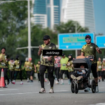 Runner Photo 6841937
